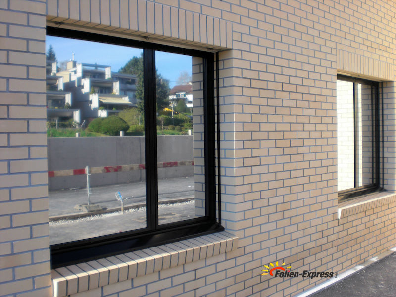 Spiegelfolie Selbstklebende reflektierende Sichtschutzscheibe Fensterfolie  Solarfolie für Wärmedämmung UV-Schutz und Blickschutz Silber (40 * 200cm)  Jiuj